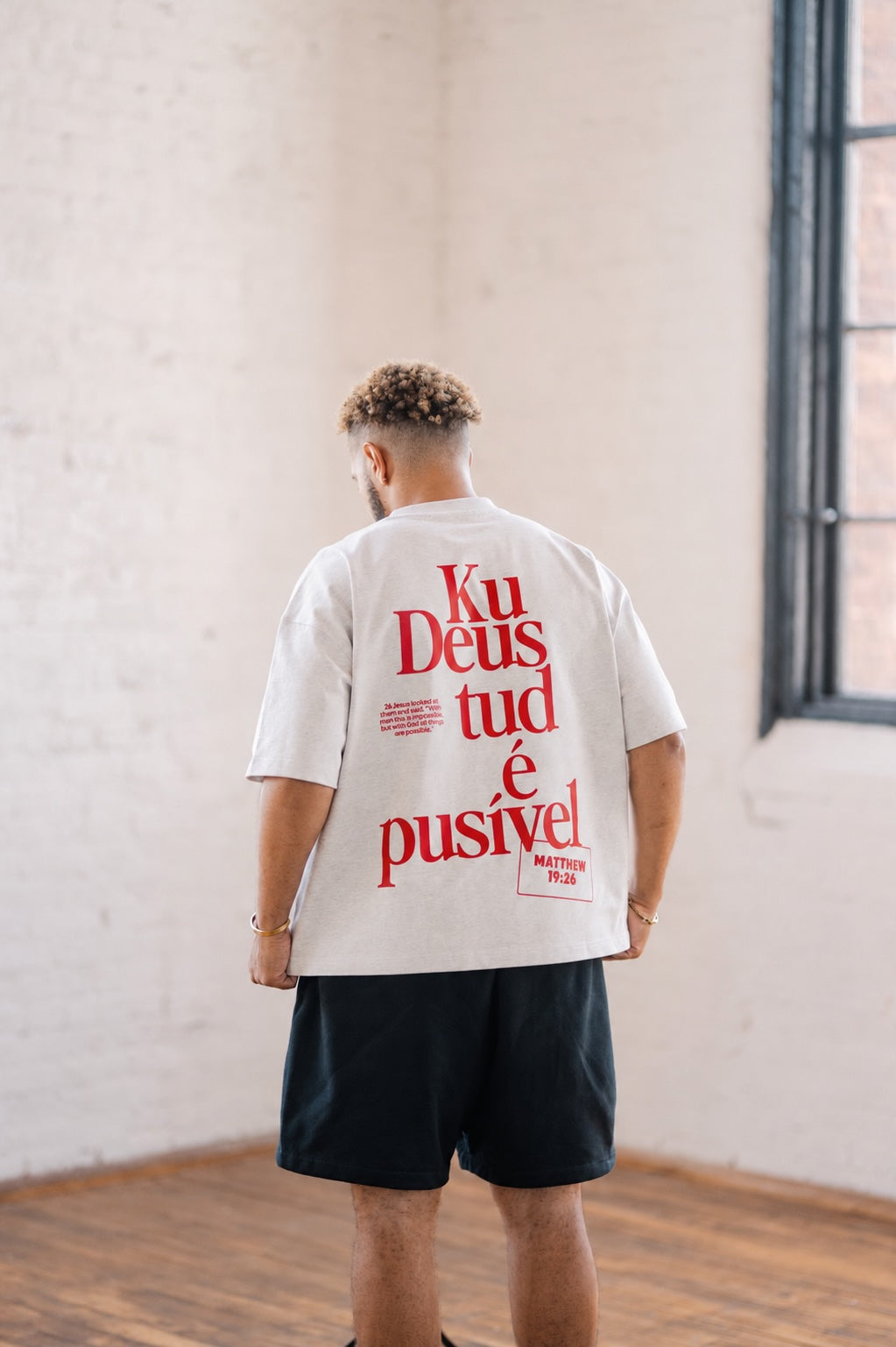 Matthew 19:26 (Cabo Verde Edition)